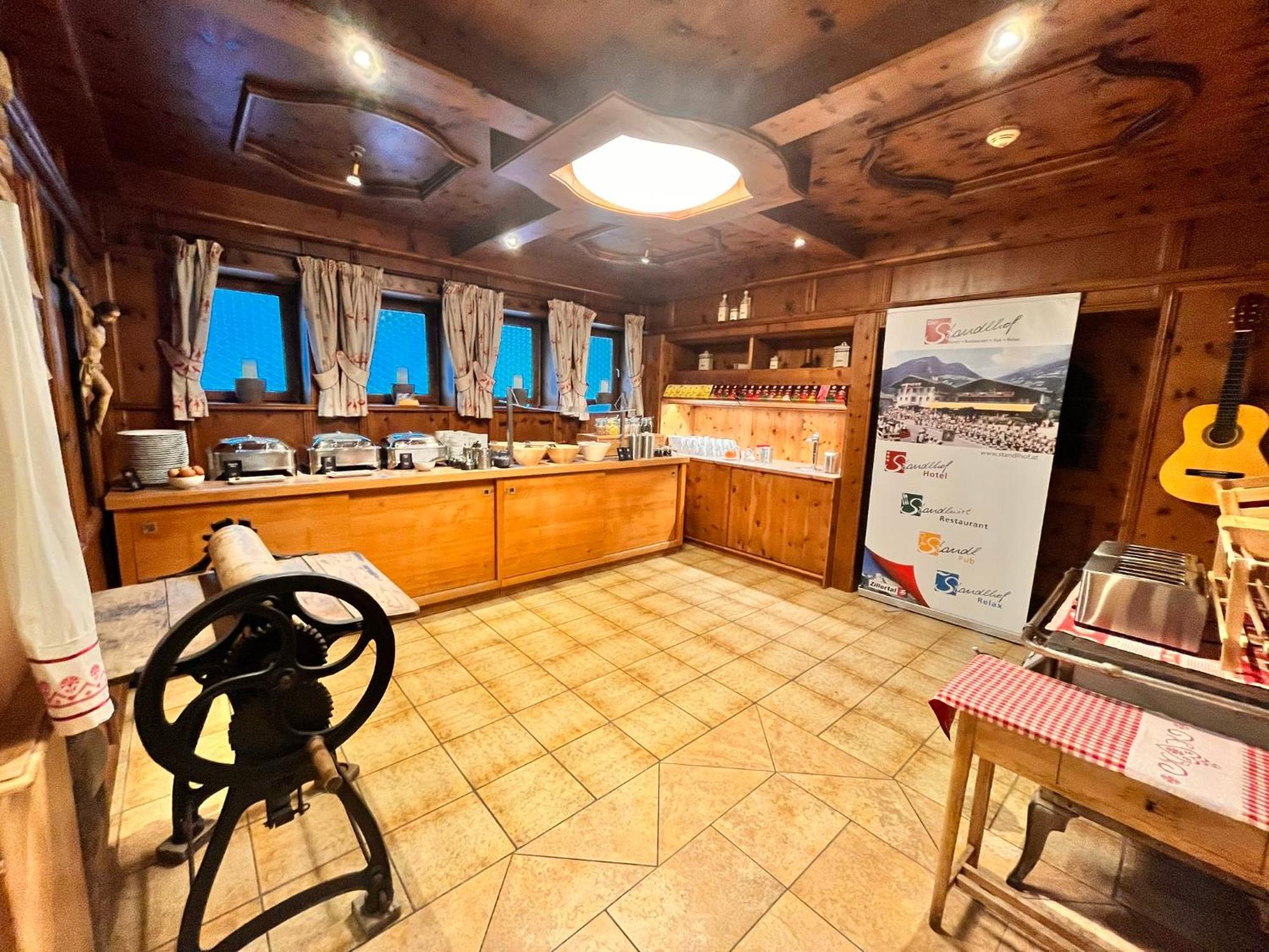 Hotel Standlhof Zillertal Uderns Extérieur photo